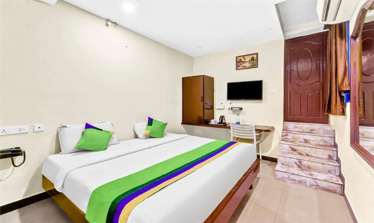 Hotel Treebo B Coral, 2 Km From Promenade Beach à Pondichéry Extérieur photo