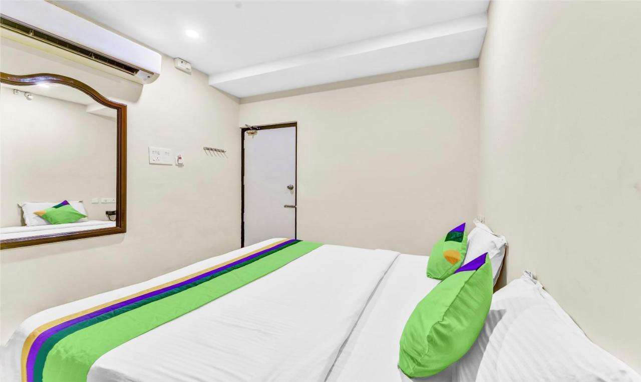 Hotel Treebo B Coral, 2 Km From Promenade Beach à Pondichéry Extérieur photo