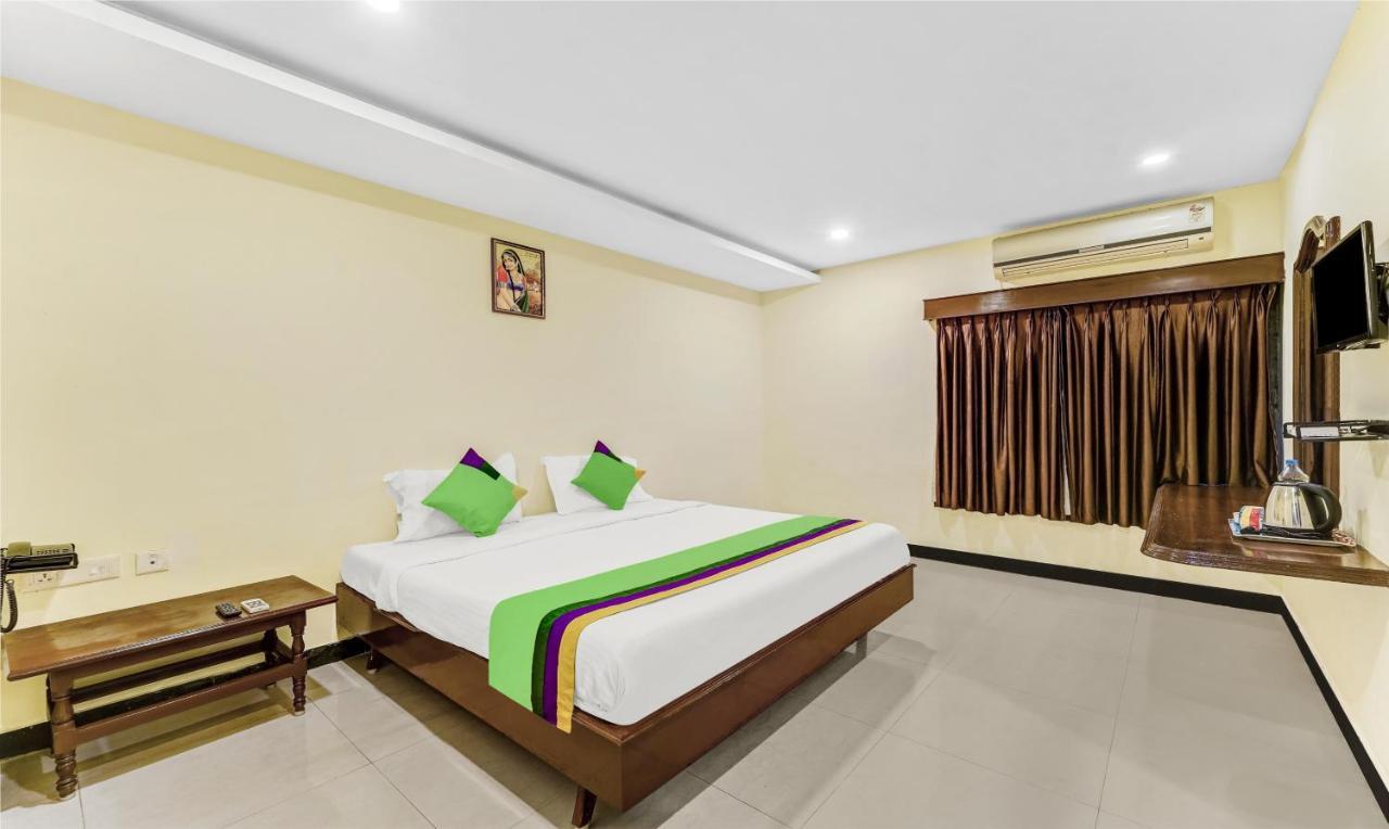 Hotel Treebo B Coral, 2 Km From Promenade Beach à Pondichéry Extérieur photo