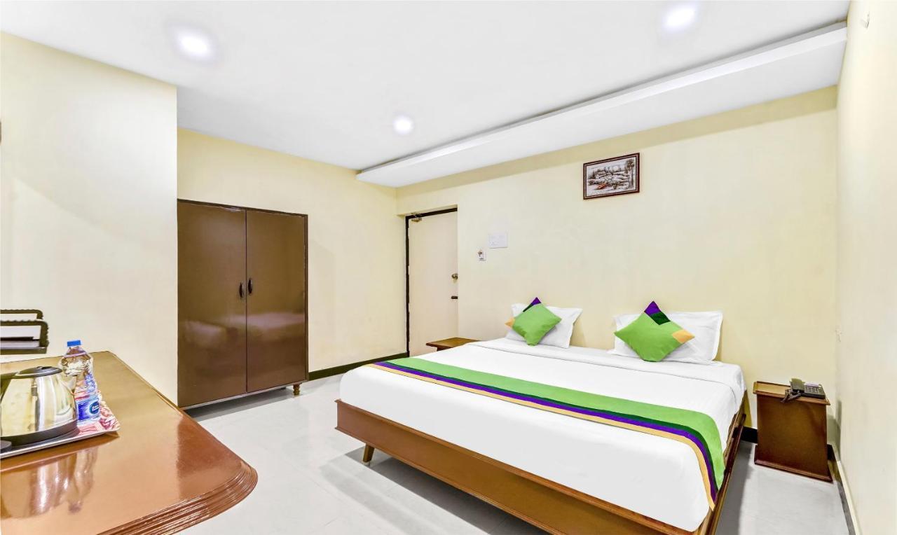 Hotel Treebo B Coral, 2 Km From Promenade Beach à Pondichéry Extérieur photo