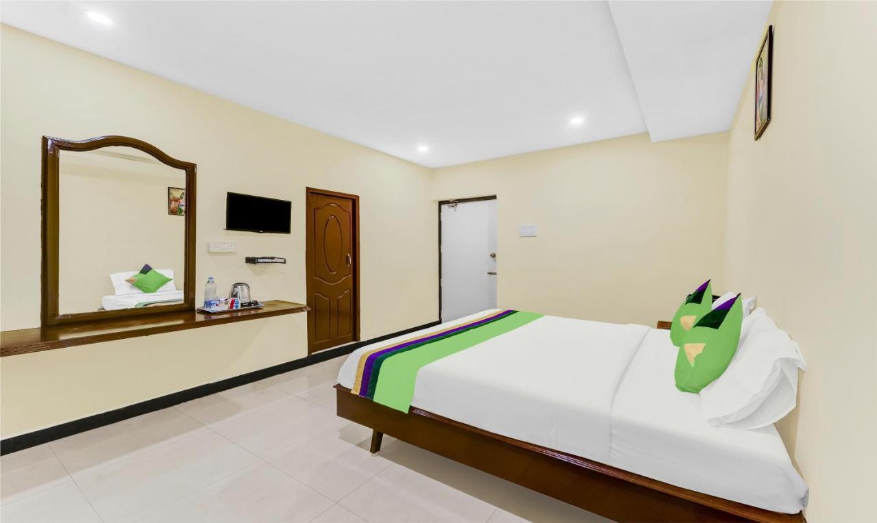 Hotel Treebo B Coral, 2 Km From Promenade Beach à Pondichéry Extérieur photo